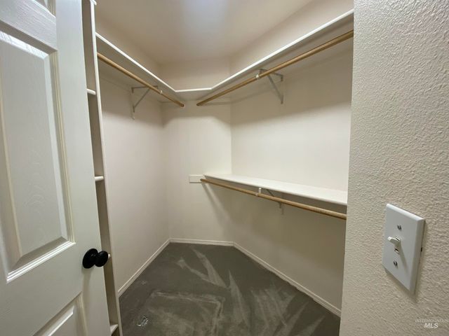 1280 Tara Ct, Mountain Home, ID 83647