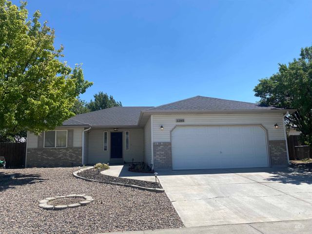 1280 Tara Ct, Mountain Home, ID 83647