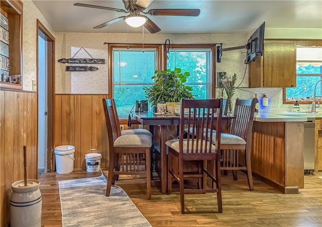 1095 Highway 235, Yellville, AR 72687