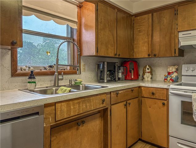 1095 Highway 235, Yellville, AR 72687