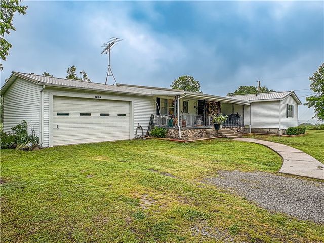1095 Highway 235, Yellville, AR 72687