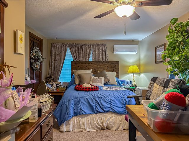 1095 Highway 235, Yellville, AR 72687
