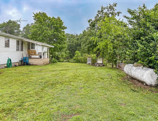 1095 Highway 235, Yellville, AR 72687