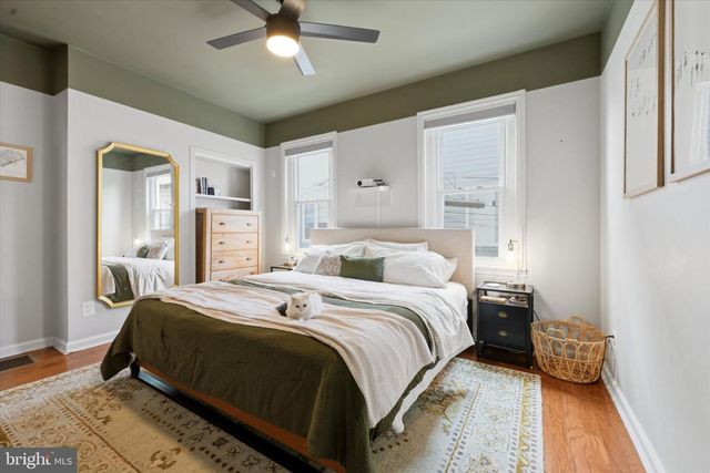 1233 E COLONA ST, Philadelphia, PA 19125