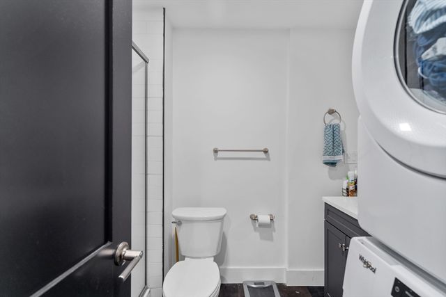 211 W 9th St, Boston, MA 02127