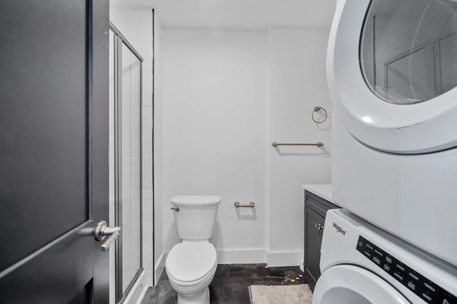 211 W 9th St, Boston, MA 02127