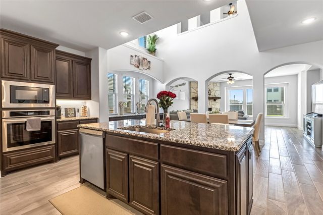 303 Hidden Cove Drive, Ponder, TX 76259