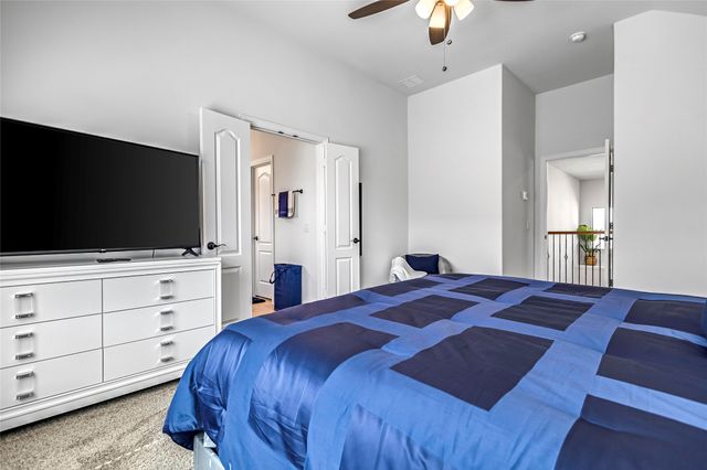 303 Hidden Cove Drive, Ponder, TX 76259