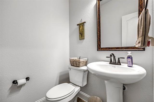 303 Hidden Cove Drive, Ponder, TX 76259