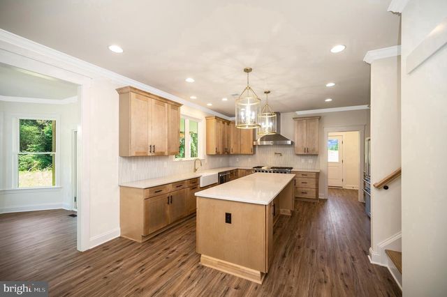 13208 BRISTOW RD, Nokesville, VA 20181