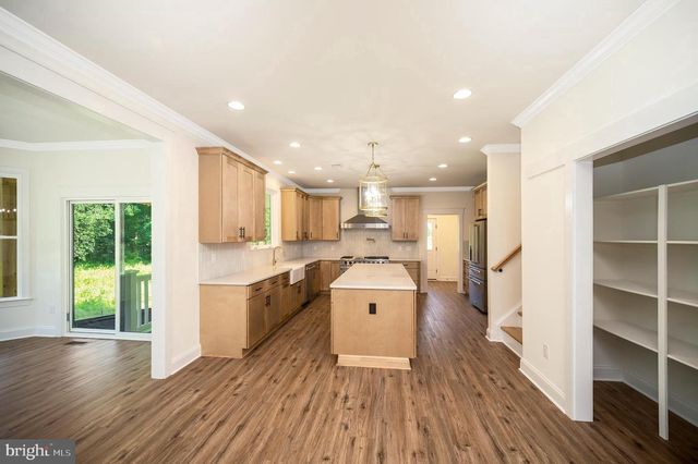 13208 BRISTOW RD, Nokesville, VA 20181