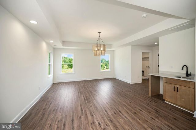 13208 BRISTOW RD, Nokesville, VA 20181