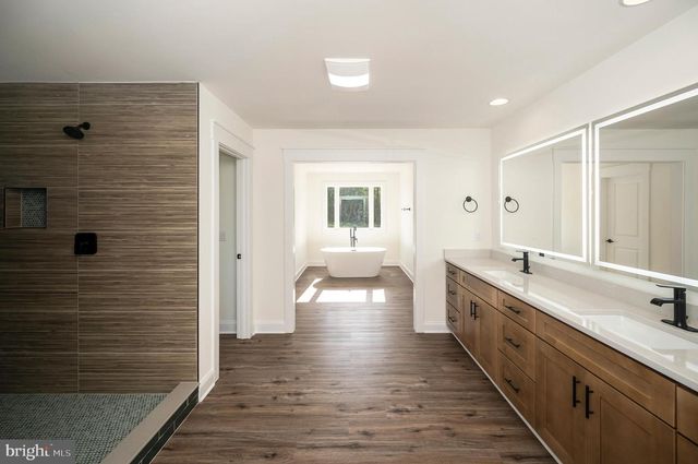 13208 BRISTOW RD, Nokesville, VA 20181