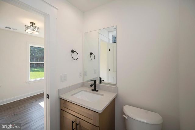 13208 BRISTOW RD, Nokesville, VA 20181