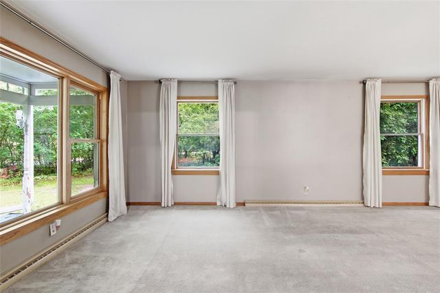 2319 Hillside Road, Altoona, WI 54720