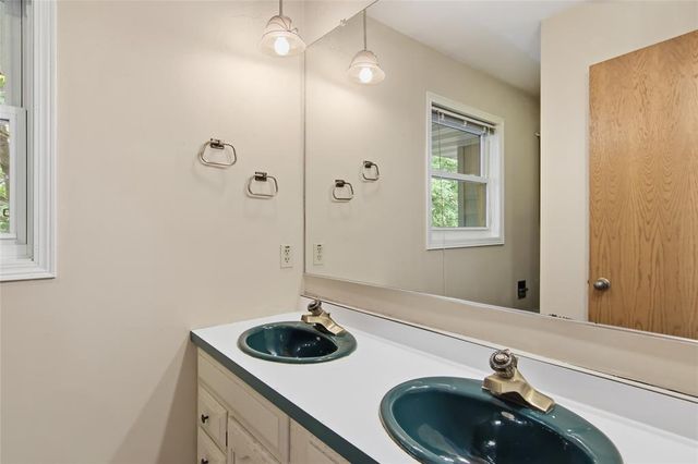 2319 Hillside Road, Altoona, WI 54720