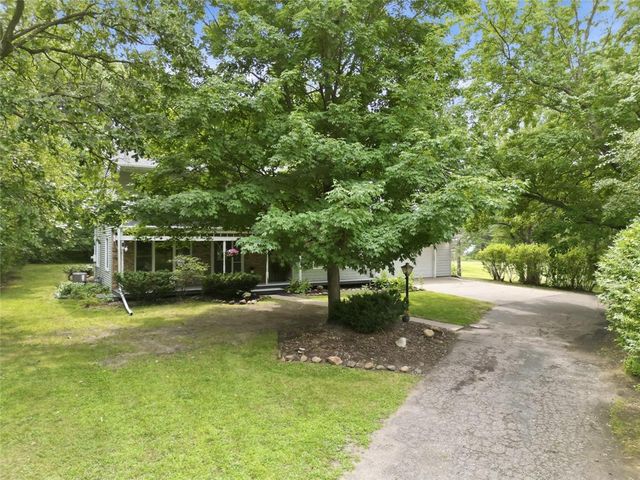 2319 Hillside Road, Altoona, WI 54720
