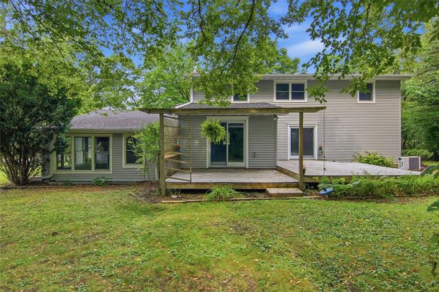 2319 Hillside Road, Altoona, WI 54720