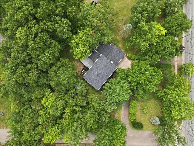 2319 Hillside Road, Altoona, WI 54720