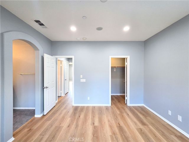 76 New Season, Irvine, CA 92602