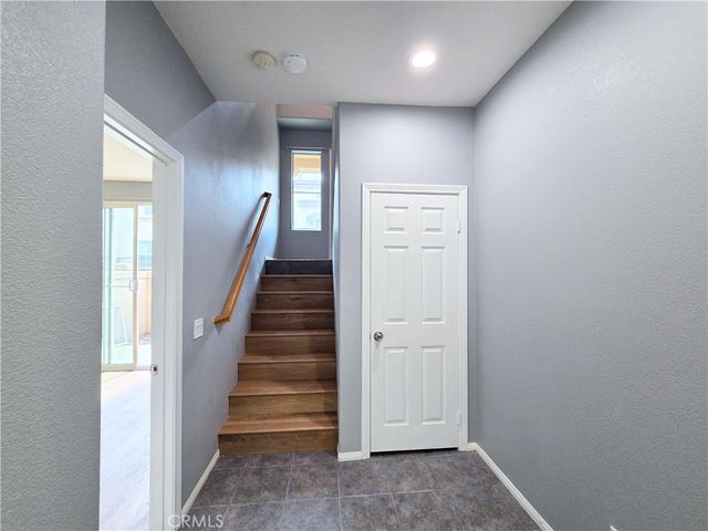 76 New Season, Irvine, CA 92602