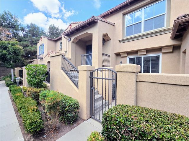 76 New Season, Irvine, CA 92602