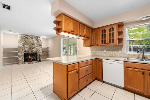 2903 NW 62ND AVENUE, Gainesville, FL 32653