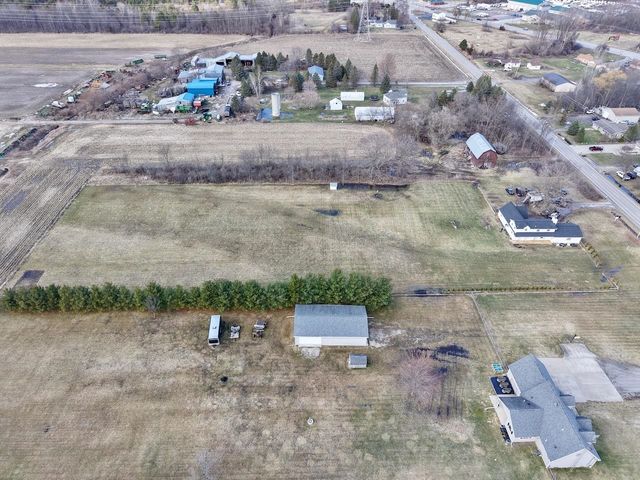 13297 N Clio Road, Vienna Twp, MI 49420