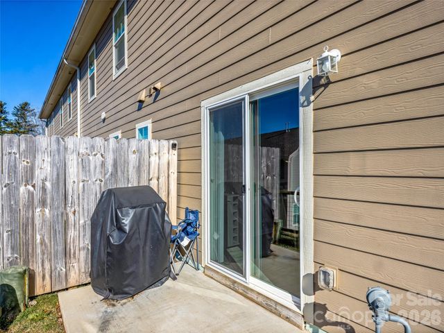 1214 Pauline Trail Drive, Arden, NC 28704