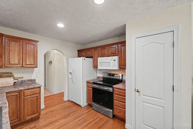 3476 Winter Holly Drive, Amelia, OH 45102