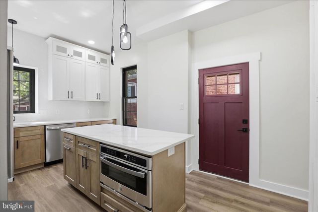 530 PARK AVE, Lancaster, PA 17602