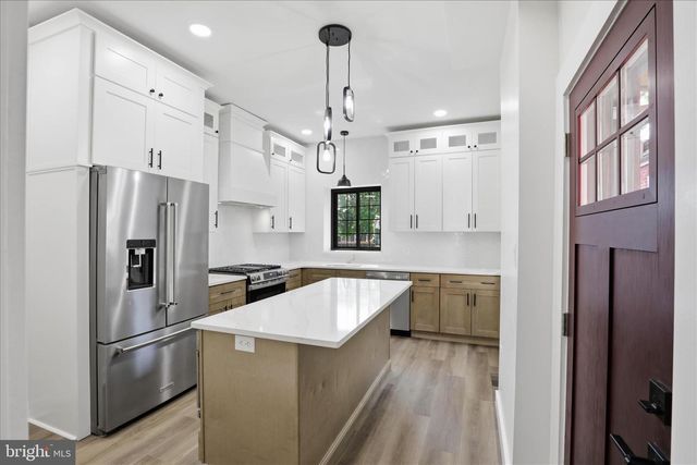 530 PARK AVE, Lancaster, PA 17602