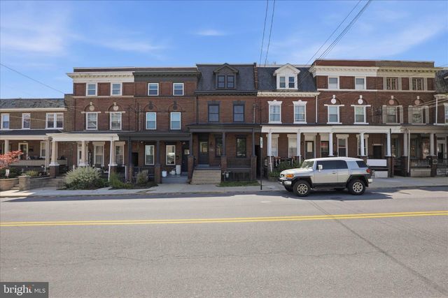 530 PARK AVE, Lancaster, PA 17602