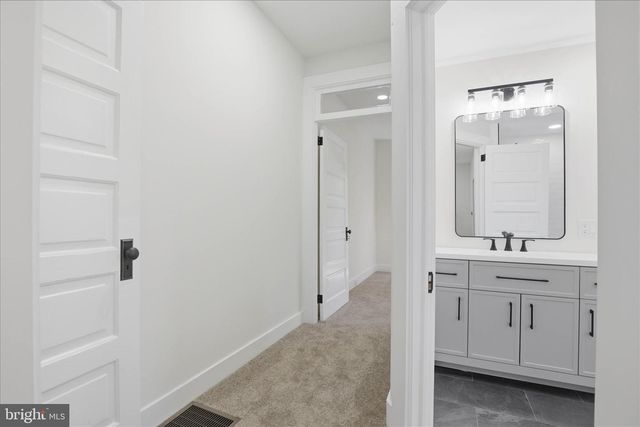 530 PARK AVE, Lancaster, PA 17602
