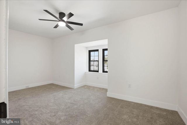 530 PARK AVE, Lancaster, PA 17602