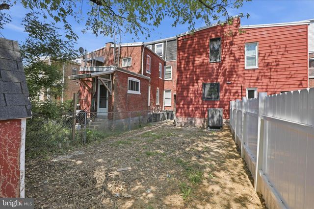 530 PARK AVE, Lancaster, PA 17602
