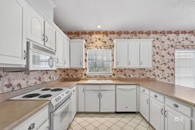 28618 Cherrywood Court, Daphne, AL 36526