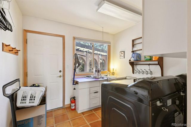 10561 Harebell Run, Littleton, CO 80125