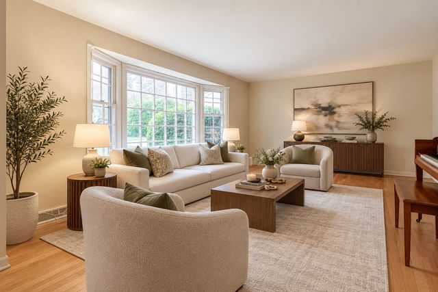 1495 NORTHWOODS Circle, Deerfield, IL 60015