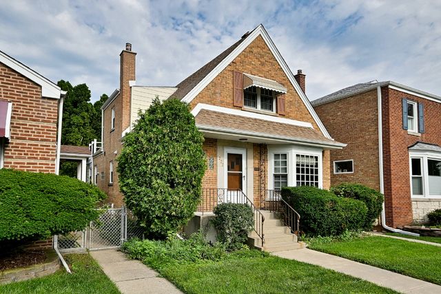 6227 N Naper Avenue, Chicago, IL 60631