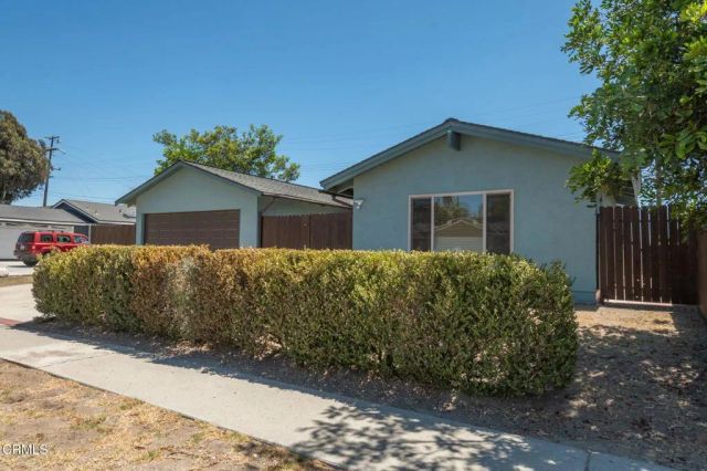 1334 Sevilla Street, Camarillo, CA 93010