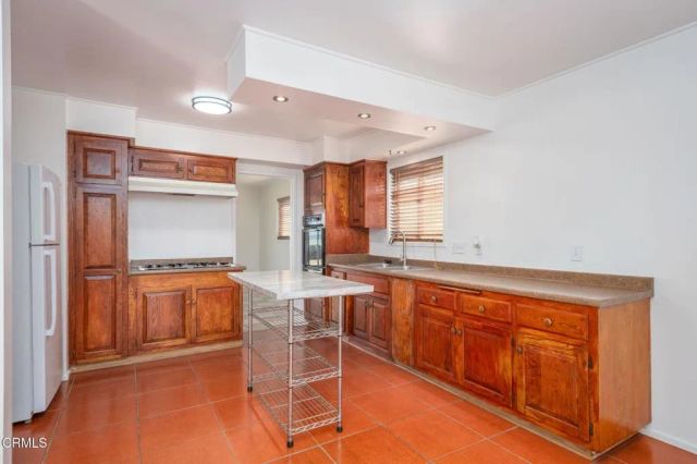 1334 Sevilla Street, Camarillo, CA 93010