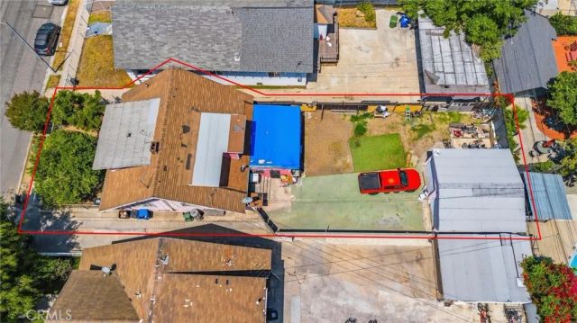 2920 Van Buren, Los Angeles, CA 90007