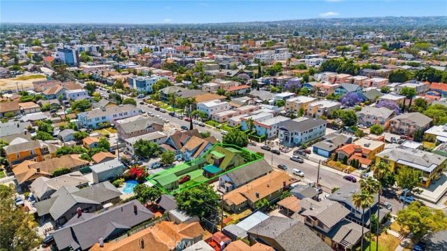 2920 Van Buren, Los Angeles, CA 90007