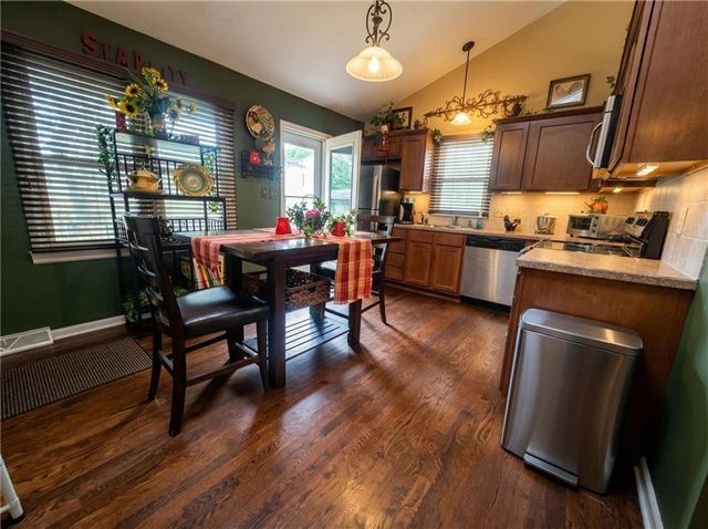 3501 Woodbury Street, Independence, MO 64055