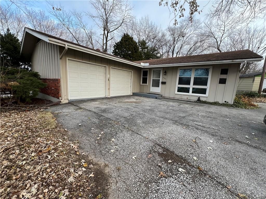 3501 Woodbury Street, Independence, MO 64055