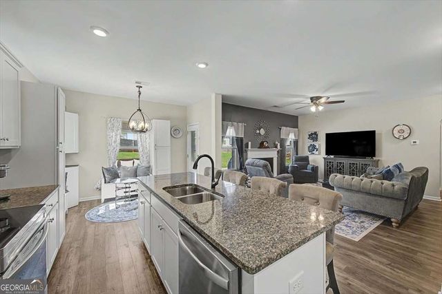 22 Belfield Court, Adairsville, GA 30103