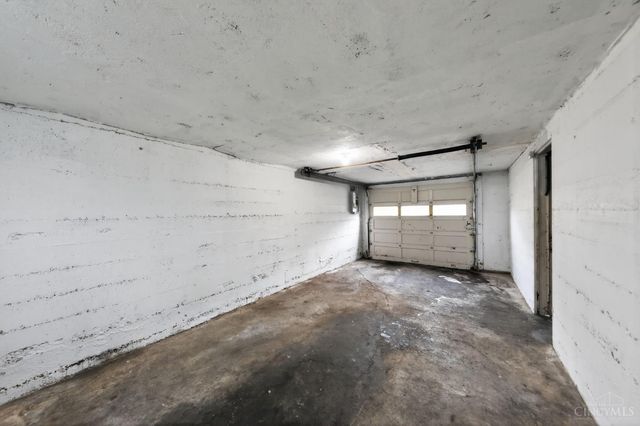 1947 W North Bend Road, Cincinnati, OH 45224