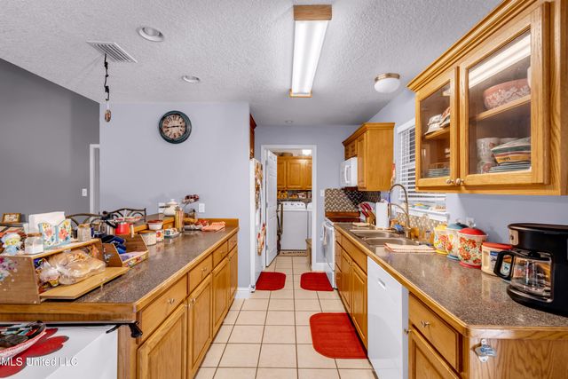 11501 Barrone Street, Gulfport, MS 39503
