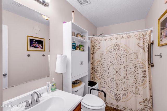 11501 Barrone Street, Gulfport, MS 39503
